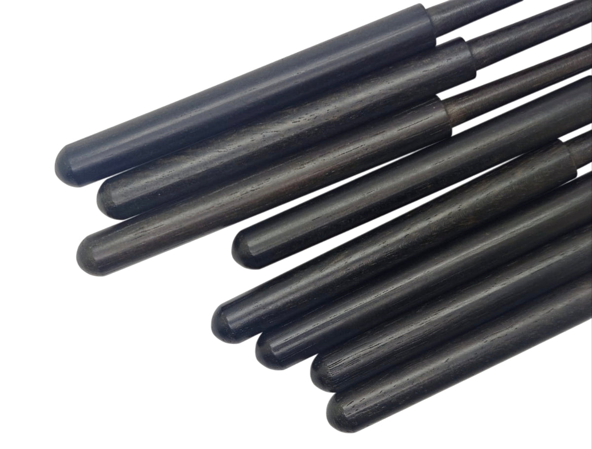 Bolillos Ébano 11cm x 8mm punta redonda detalle