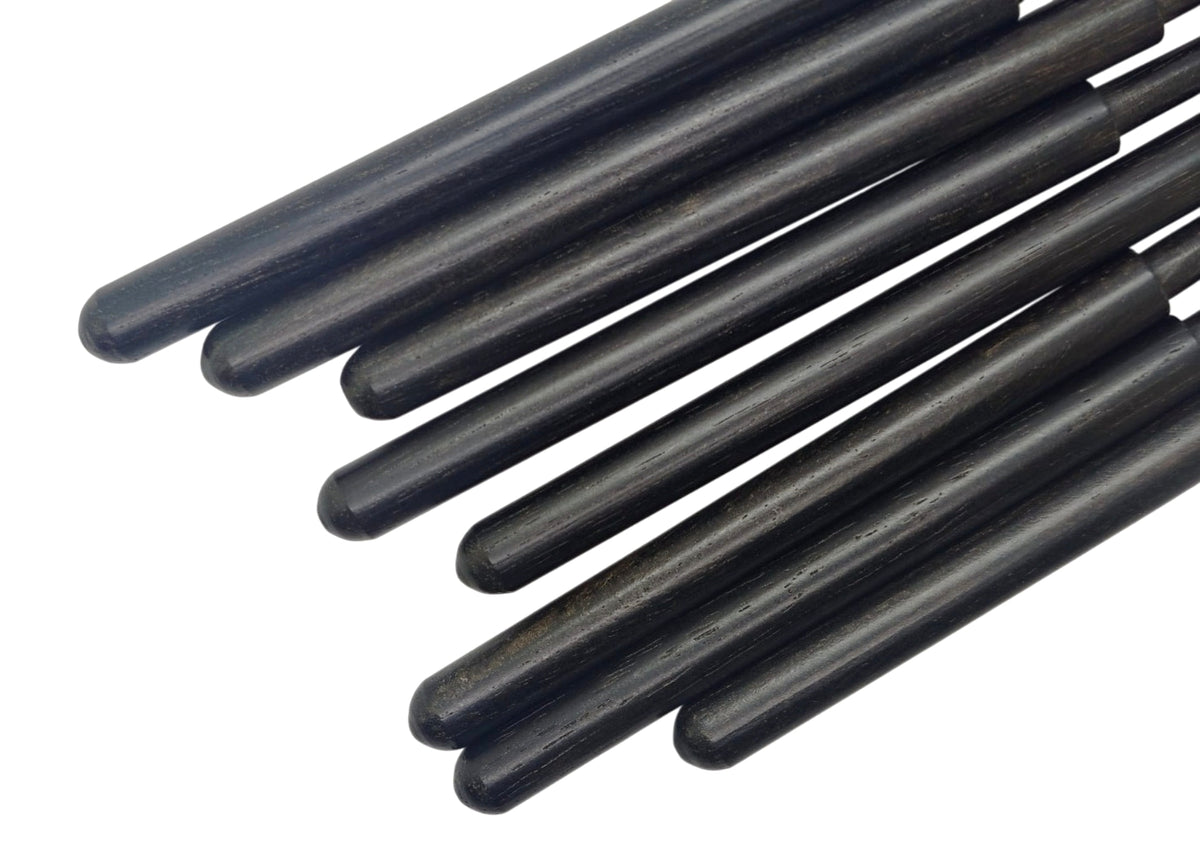 Bolillos Ébano 13cm x 8mm punta redonda detalle