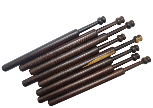 Grupo de bolillos Palo Santo de Río 18cm